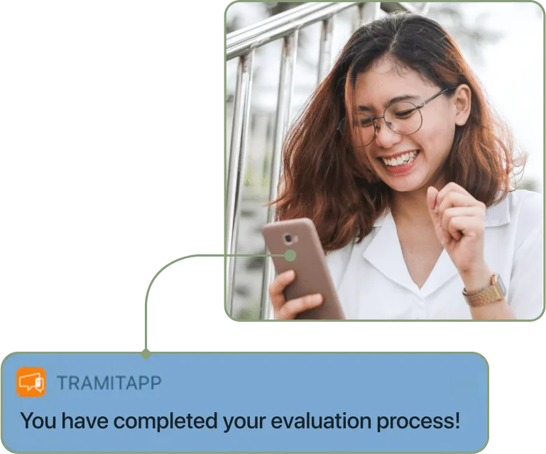Screenshot of the completed-review notification in TramitApp