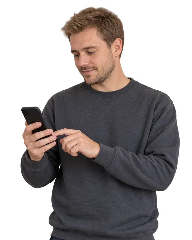 Employee viewing their payslip on their phone in the TramitApp employee self-service portal